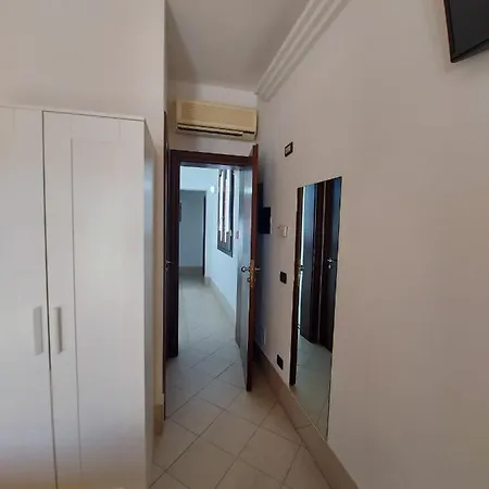 Ionia Hotel 3*