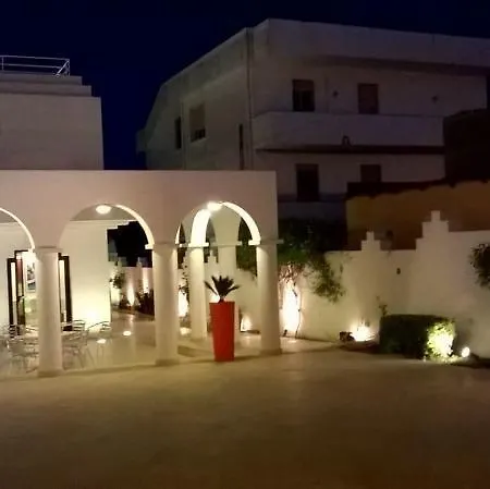 Ionia 3* Avola